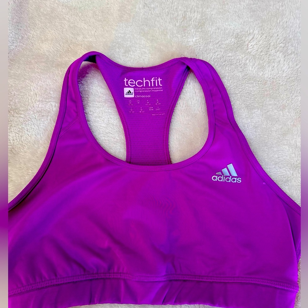 EUC‎ Addidas Tech Fit Sports Bra Size M